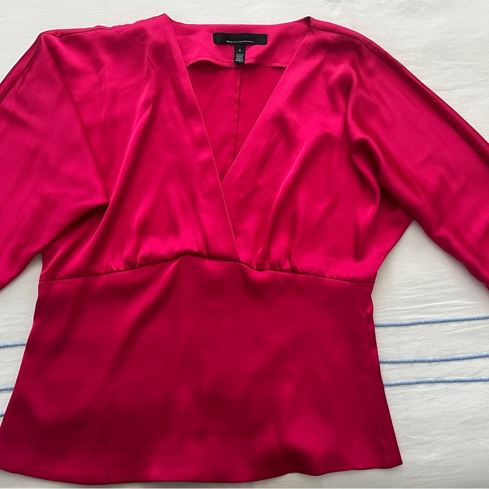 White House Black Market Fuchsia Blouse